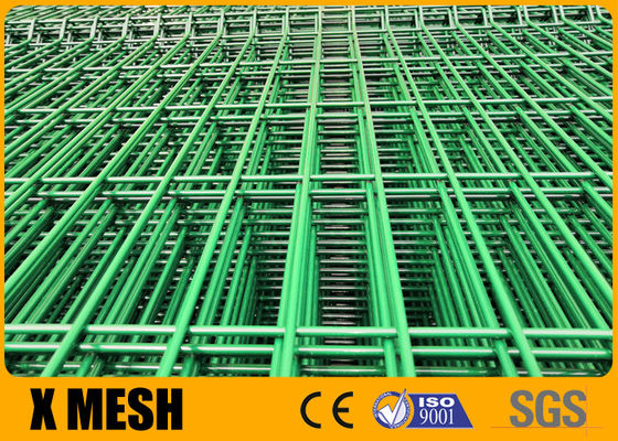 le PVC de Mesh Fencing en métal de 4 fois a enduit les BS 10244 50mmx200mm